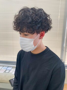 テトヘアー(teto hair) スパイラルパーマ、くるくるパーマ、マッシュショート