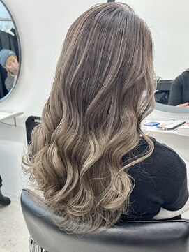 ヒビヲ(HIBIO) シークレットハイライト バレイヤージュ 白髪ぼかしハイライト