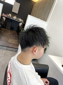 レジーナ(REGINA) ☆髪質活かしてメンズカット☆