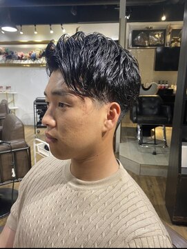 アルカナ 明治神宮前原宿(ARCANA) 束感ショート　波巻き　ハイライト マッシュパーマ