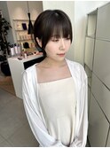 大人かわいい黒髪外ハネショートボブ耳かけサイドバング