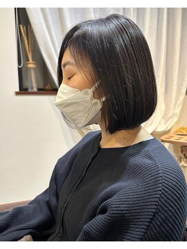 ワ ヘアー(wa-hair) 斜めバング　大人可愛い縮毛矯正　うる艶髪質改善　レイヤーボブ