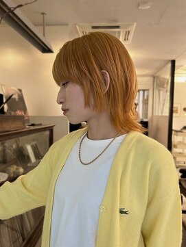 アンプラグド(unplugged) イエローベージュのウルフスタイル