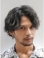 レタッチ バイ フィフス 天神大名(RETOUCH by fifth)&nbsp;波巻きスパイラルパーマツイストパーママッシュメンズパーマ束感