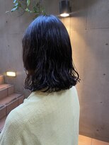 アメリ バイ アピッシュ(Amelie by apish) 伸ばしかけボブパーマゆるめデジタルパーマミディアムヘア