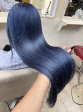 ロジーリリーヘアーズ(Rosy Lily hair's) ネイビーブルー