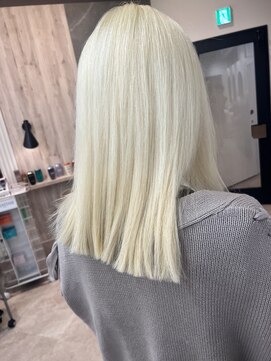 アルメリア 池袋(Arumeria) 抜きっぱなしブランドケアブリーチ