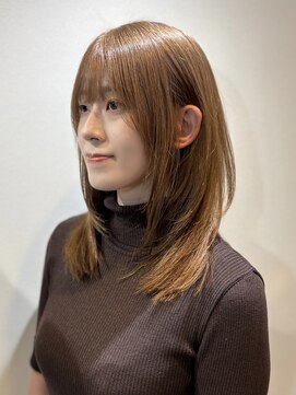 ノブレス ノアール(NOBLESSE NOIR) ナチュラルハッシュカット