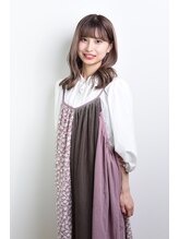【葉田　綾乃】軽さと透け感を感じられる透明感カラーが得意！