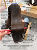 アース 若葉台店(EARTH)&nbsp;若葉台でコスメ縮毛矯正｜柔らかくまとまる自然なストレートヘア