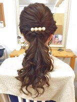 ヘアアンドメイク ゼン ヨコハマ(Hair&Make ZEN YOKOHAMA) 【ZEN横浜関内】ルーズなポニーテール風アップスタイル