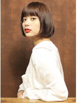 シアンデルカ(CYANDELUCCA) 目力アップのシンプルボブ