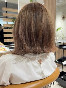 オリ 仙台(Oli) 20代～30代大人ナチュラルくびれヘア前髪似合わせカット［仙台］