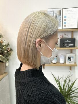 エマノア(EMANOA) ハイトーン ブリーチ ボブ 津田沼駅