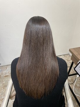 クリアリティ ヘアーサロン 京都駅前本店(clarity hair salon) ロング×縮毛矯正　@1101_hairstyle ●164●