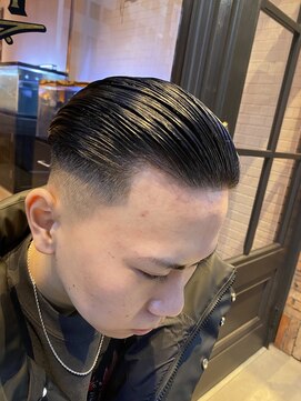 フォーコーナーズ(Four Corners) オールバックフェード