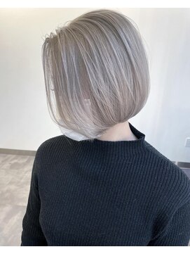 フェーディン(fa/din) ブロンドベージュボブ
