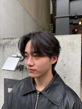 アエル(aeru) 毛流れ/シースルー/カルマヘア/センターパート/フェザー