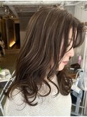 ベージュコントラスト