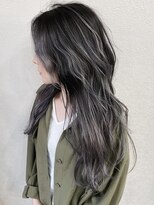 ノア(noa.)&nbsp;【豊中美容室noa.】外国人風バレイヤージュ♪♪