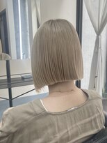 エシカ(ethica)&nbsp;【ethica_南船場】ペールベージュ×切りっぱなしボブ