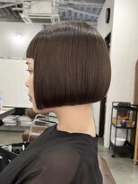 アオゾラヘアーカミノウラ(AOZORA HAIR kaminoura)&nbsp;ぱっつんショートバング ミニボブ ブラウン スタイリング簡単