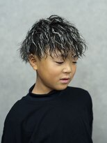 スター(STAR)&nbsp;キッズカット×キッズパーマ×ホワイトメッシュ
