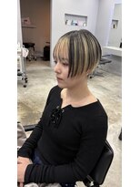 ヨーロ(yolo)&nbsp;アンブレラカラー×前下がり刈り上げショート