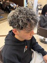 レム 長野(REM)&nbsp;人気No.1ホワイトメッシュ×スペインカール 丸山