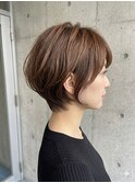 耳かけひし形ボブ 40代、50代大人かわいいヘアスタイル