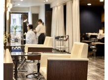グロウズ(GROW’S)の雰囲気（気負わず落ち着ける、大人な雰囲気を大切にしています。）