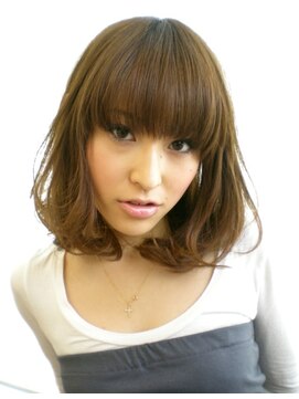 エイミーバイアフロート(amie  by afloat) 加藤ミリヤ風ヘアー