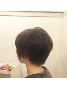 カタチヘアー(HAIR) ブルーアッシュ。。。ボブノカタチ。。。