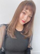 ルービック(Rubik's)&nbsp;ロングレイヤーカット×ベージュカラー