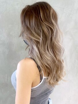 アイティー バイ アルバム 中野店(IT by ALBUM) バレイヤージュロング_セミウェットウェーブ_ba302683