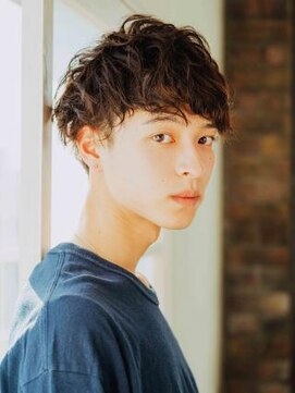 ブロッサム 大山店(Blossom) 2ブロック刈り上げショートパーマ