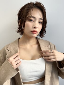 ヴェイン 渋谷(vain) ★くびレイヤーエモージュ黒髪グレーベージュレイヤーロング