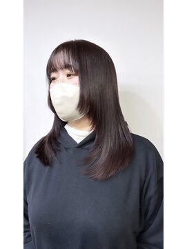 リラ バイ クオーレ(LIRA by CUORE) レイヤーカット