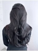 美髪くびレイヤーレイヤーロンググレージュカラー_ba501441