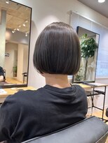 ルーク バイ ヘアーポケット(Luke by hair pocket)&nbsp;切りっぱなしぱっつりボブ