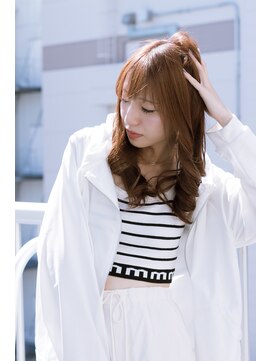 ノイン(noine) 30代・40代・50代・セミロング・大通り