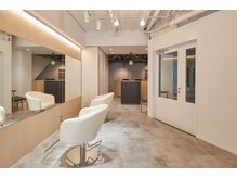 ハウス(HOUSE)の雰囲気（30～50代大人女性が通いやすい落ち着いた雰囲気の店内です。）