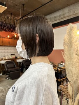 チャプター 問屋町(chapter) ぱつっとボブオリーブグレージュカラーミニボブ前下がりボブ岡山