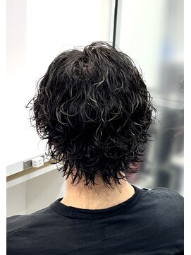 オーシャントーキョー 仙台(OCEAN TOKYO) 黒髪センターパートサーフカールミニウルフツーブロック