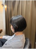 ショートボブ