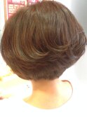 小顔に見えるショートボブ