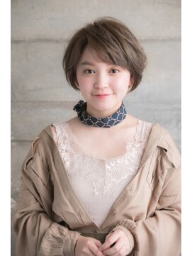 ミンクス 原宿店(MINX) フォギーベージュのミニマムショート
