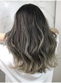 アッシュバレイヤージュ×セミロング
