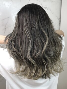 アヴァンス 広島本通店(AVANCE.) アッシュバレイヤージュ×セミロング