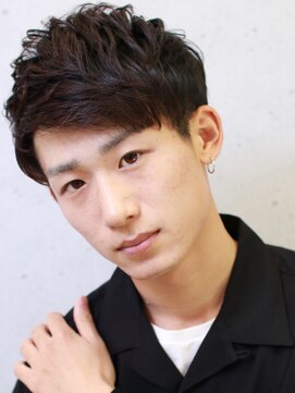 ミリュウ(Milieu) メンズ ショート アップバング ビジカジスタイル